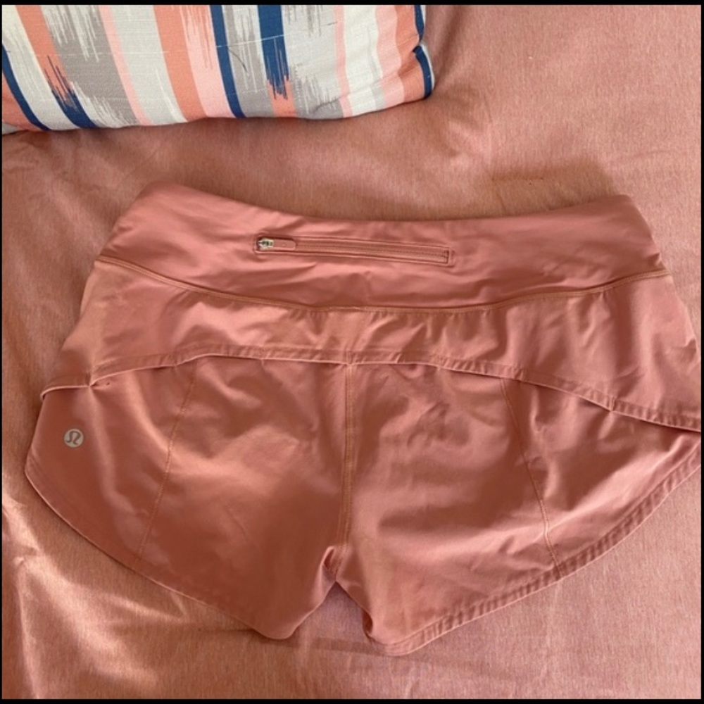 Lululemon Savannah 2.5’ speed ups